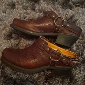 Frye women’s Ankle Boot Harness Slide Brown Boot